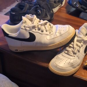 Nike Air Force 1 MensSneakers - White With Black Swoosh